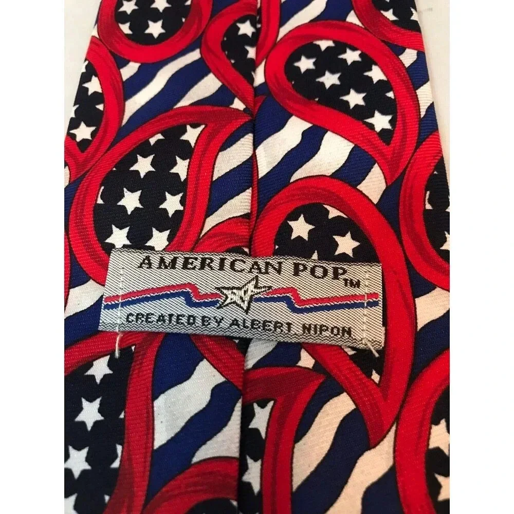 American Pop Albert Nipon USA Patriotic Red White Blue Paisley Classic Neck Tie
